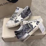 Super-Star with white matte cowhide star and black matte cowhide leather heel