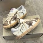 Super-Star with brown suede leather star and silvery matte cowhide leather heel