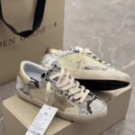 Super-Star with golden matte cowhide star and golden matte cowhide leather heel