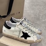 Super-Star with black matte cowhide star and black matte cowhide leather heel