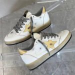 Ball-Star with golden matte cowhide star and golden matte cowhide leather heel