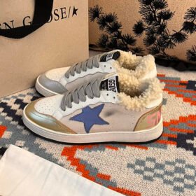 Ball-Star with blue matte cowhide star and white matte cowhide leather heel