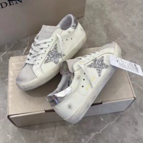 Super-Star with silvery glitter star and silvery matte cowhide leather heel